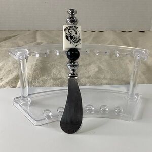 Black and White Cheese Spreader